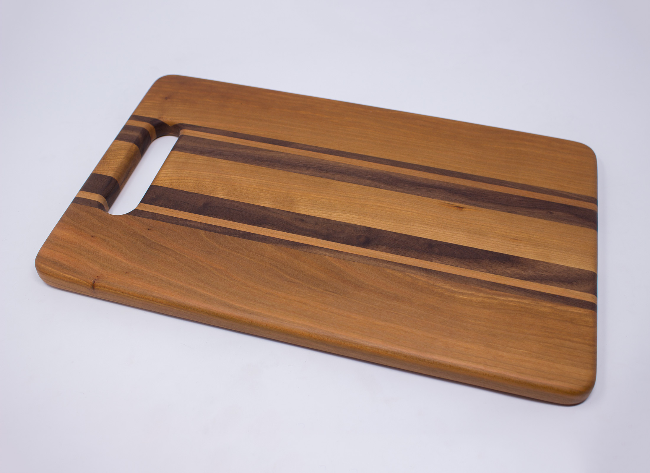 Cutting Board with Curved Handle Style 1